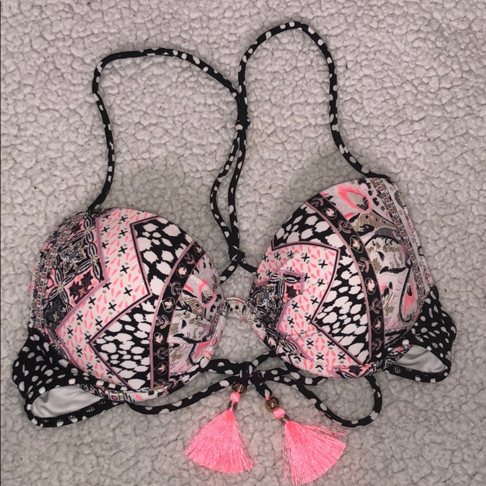 VS 32C wired Bikini push up.